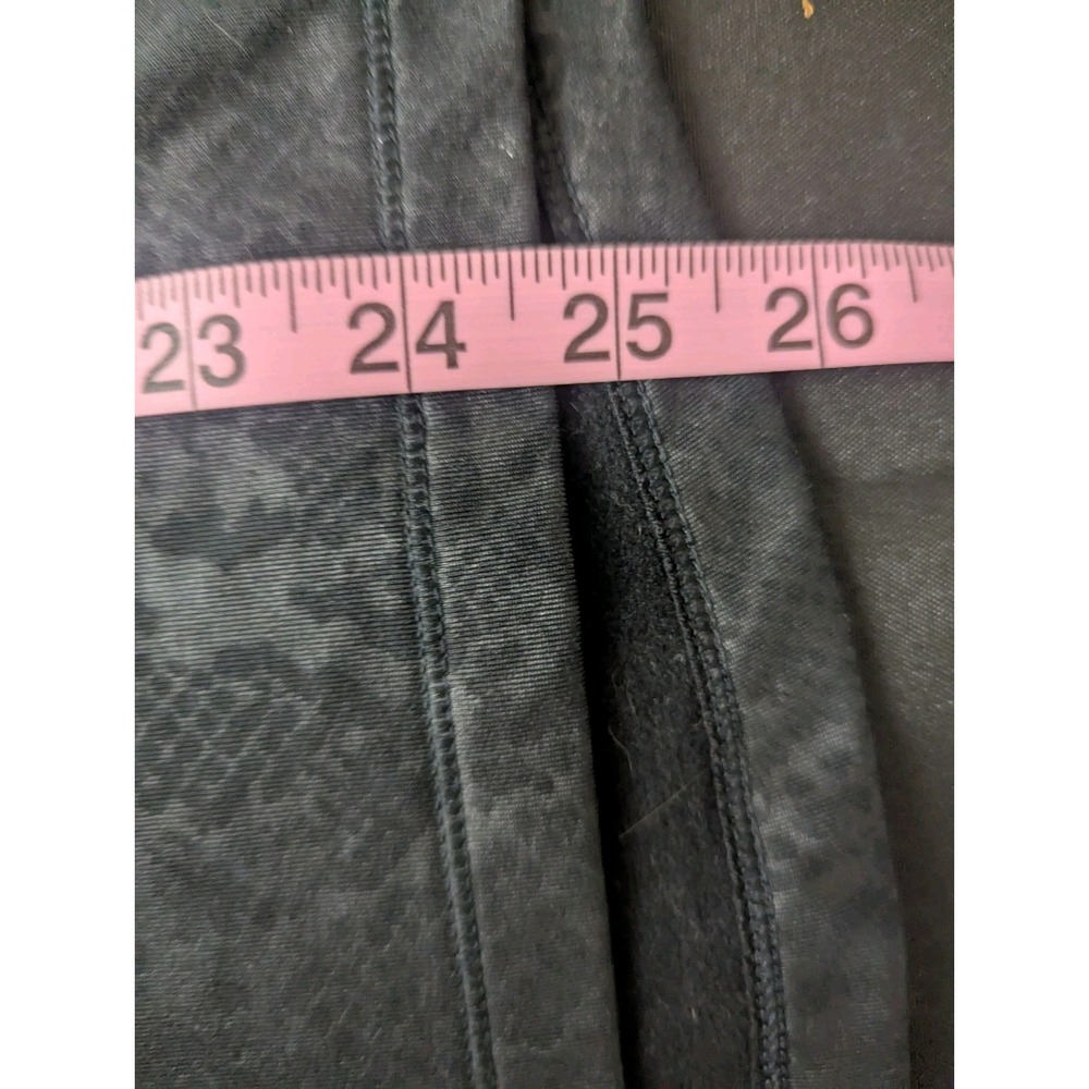 Nike Pro‎ Womens M Pullover BLack Half Zip Embossed Snake Vixen Running Workout - Picture 11 of 11